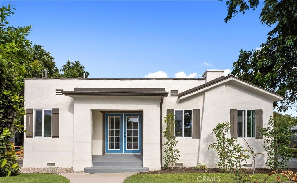 363 W Spruce Street W, Compton, CA 90220 — photo 2