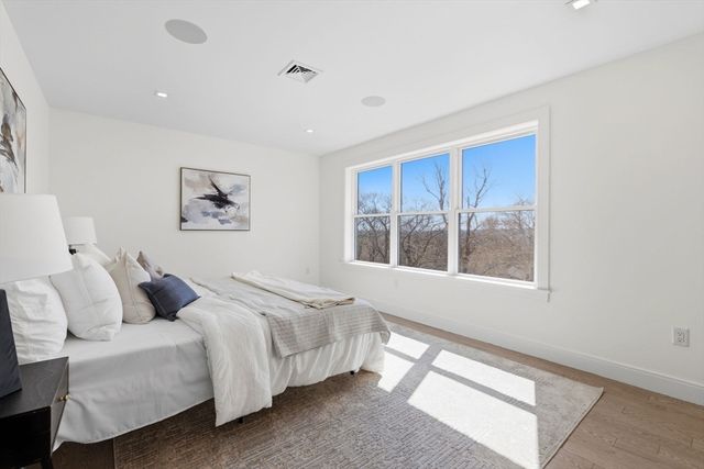 22 Mount Zion Road, Melrose, MA 02176