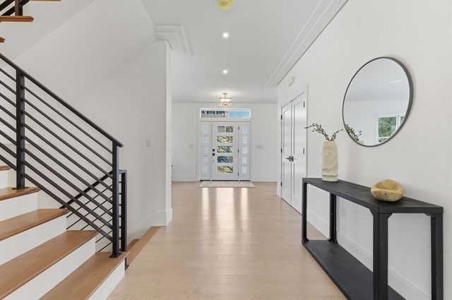 22 Mount Zion Road, Melrose, MA 02176