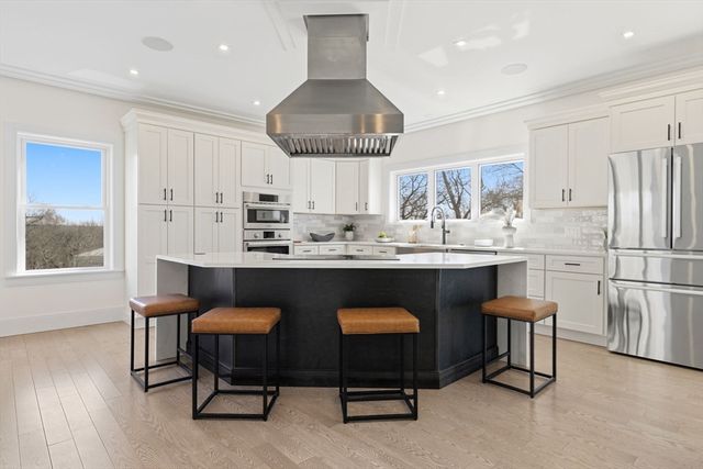 22 Mount Zion Road, Melrose, MA 02176
