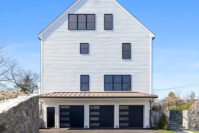 22 Mount Zion Road, Melrose, MA 02176