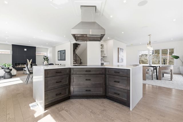 22 Mount Zion Road, Melrose, MA 02176