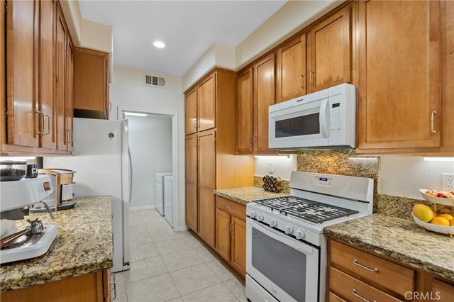 23868 Toscana DR, Valencia, CA 91354