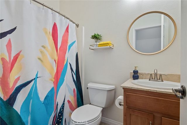 23868 Toscana DR, Valencia, CA 91354