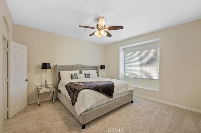 23868 Toscana DR, Valencia, CA 91354