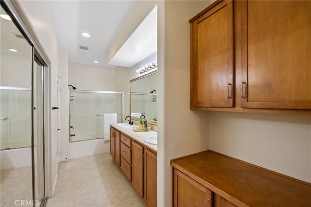 23868 Toscana DR, Valencia, CA 91354