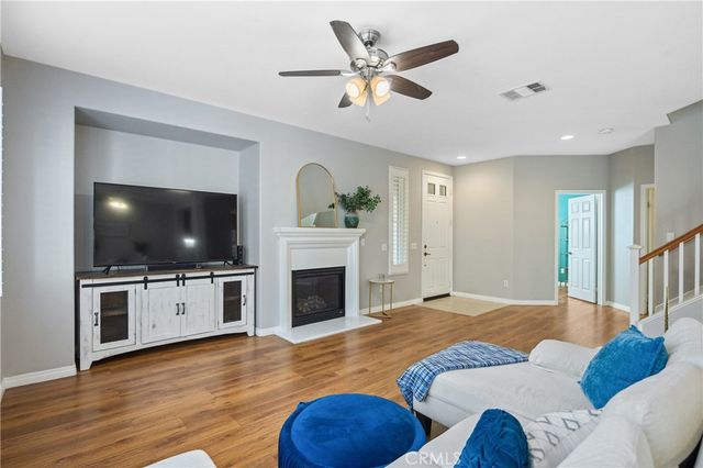 23868 Toscana DR, Valencia, CA 91354