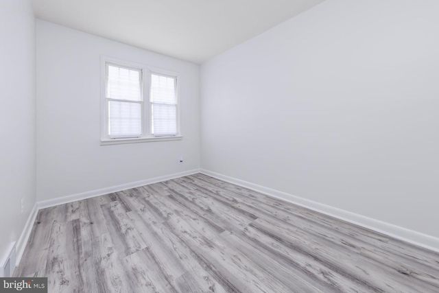 403 BERGEN ST, Gloucester City, NJ 08030