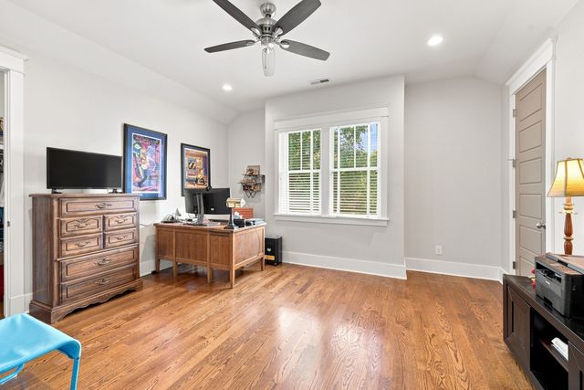 2511 Natchez Trce, Nashville, TN 37212