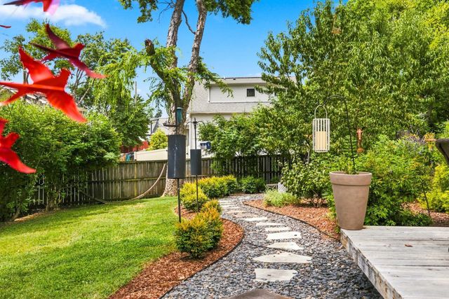 2511 Natchez Trce, Nashville, TN 37212