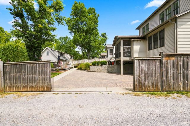 2511 Natchez Trce, Nashville, TN 37212