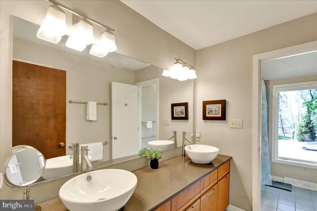 637 SCENIC DR, Bernville, PA 19506