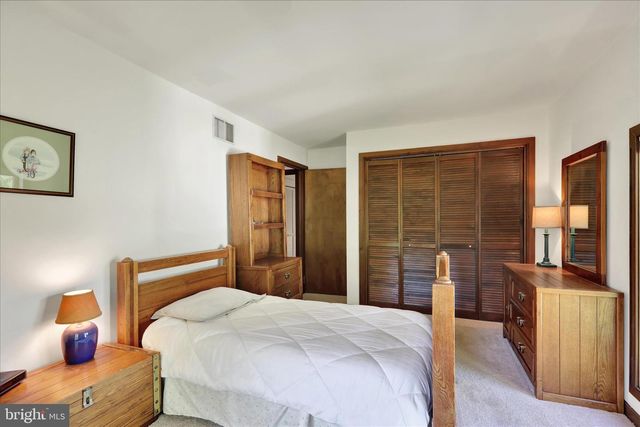 637 SCENIC DR, Bernville, PA 19506