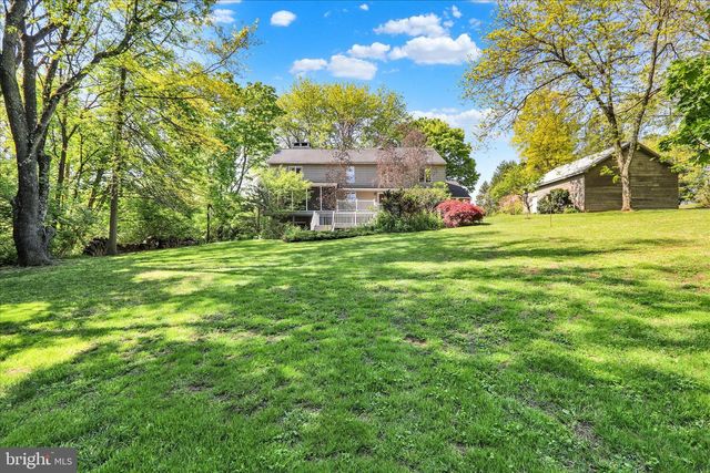 637 SCENIC DR, Bernville, PA 19506