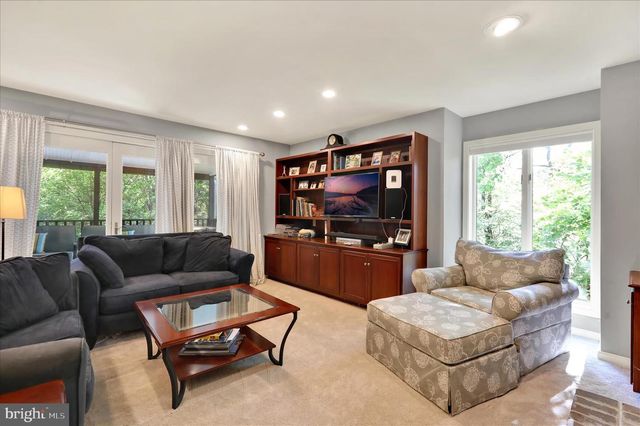 637 SCENIC DR, Bernville, PA 19506