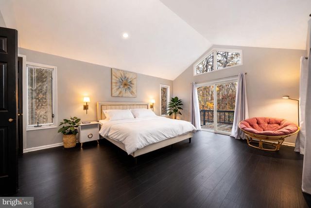 579 BOBCAT DR, Berkeley Springs, WV 25411