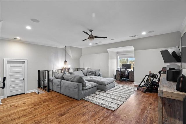 3197 CHAPEL WOODS CV, Germantown, TN 38139