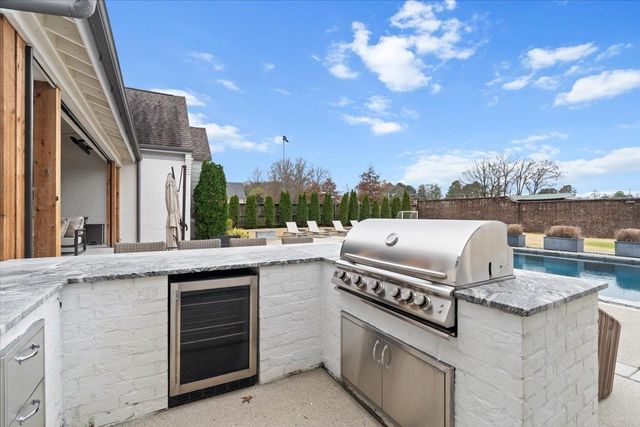 3197 CHAPEL WOODS CV, Germantown, TN 38139