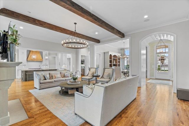 3197 CHAPEL WOODS CV, Germantown, TN 38139