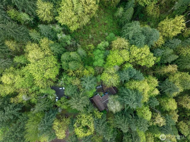 611 208th Avenue SE, Sammamish, WA 98074