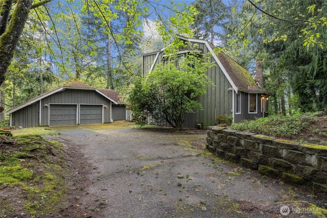 611 208th Avenue SE, Sammamish, WA 98074