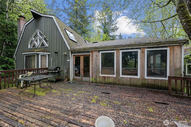 611 208th Avenue SE, Sammamish, WA 98074