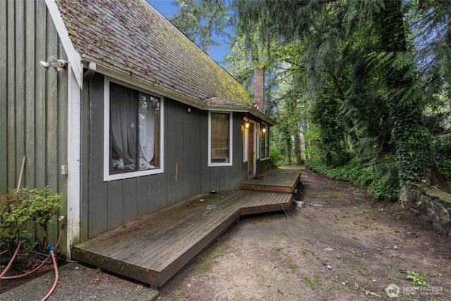 611 208th Avenue SE, Sammamish, WA 98074
