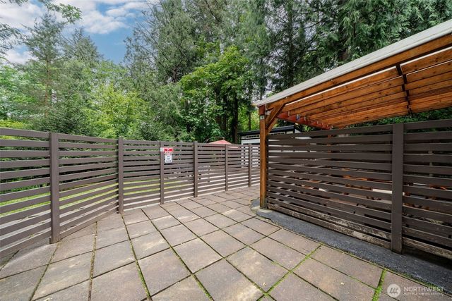 7337 151st Avenue NE, Redmond, WA 98052
