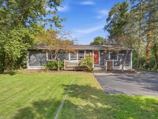 2789 Hickory Lawn Road, Rochester Hills, MI 48307
