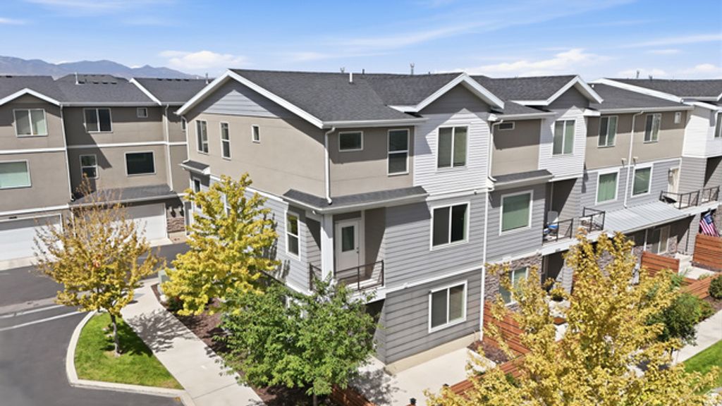 11017 S HARVEST POINTE DR, South Jordan, UT 84009 — photo 2