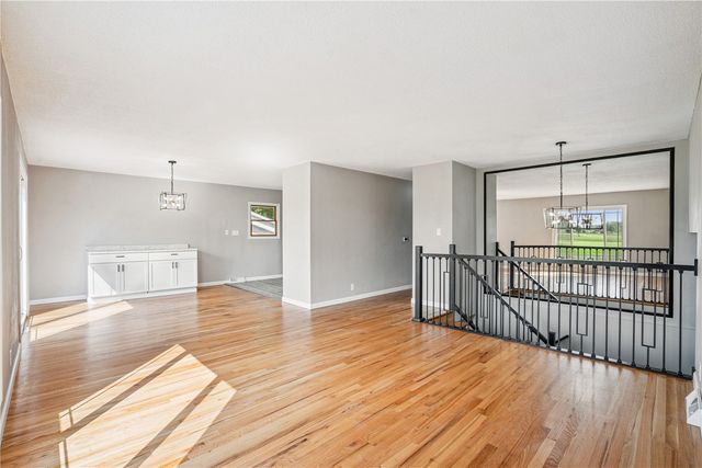 4417 Twin Pine Drive NE, Cedar Rapids, IA 52402