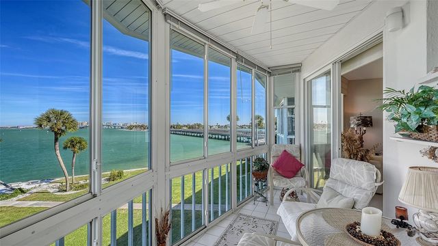 777 JOHN RINGLING BOULEVARD 32, Sarasota, FL 34236