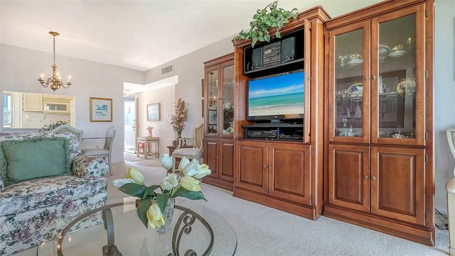 777 JOHN RINGLING BOULEVARD 32, Sarasota, FL 34236