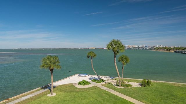 777 JOHN RINGLING BOULEVARD 32, Sarasota, FL 34236