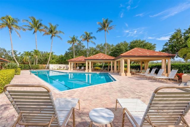 1695 PINELLAS BAYWAY S D1, Tierra Verde, FL 33715
