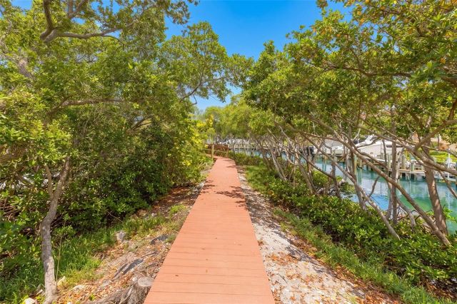 1695 PINELLAS BAYWAY S D1, Tierra Verde, FL 33715