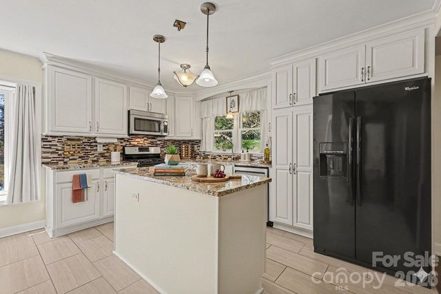 602 Mcadenville Road, Belmont, NC 28012