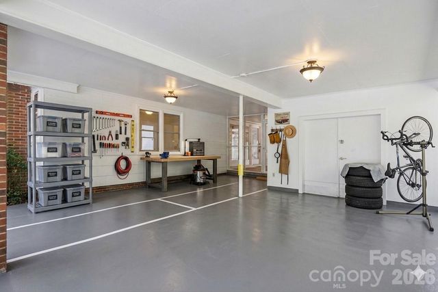 602 Mcadenville Road, Belmont, NC 28012