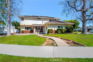 6508 Moorcroft Avenue, Woodland Hills (los Angeles), CA 91303