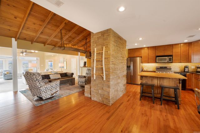 2325 Marion Anderson Road, Hot Springs, AR 71913