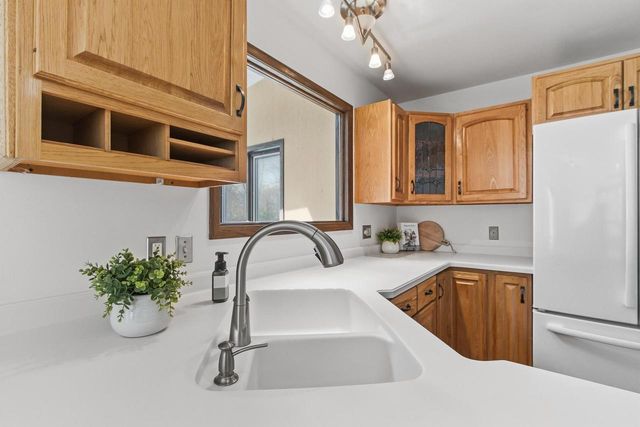 5655 Concord Drive, Fitchburg, WI 53575