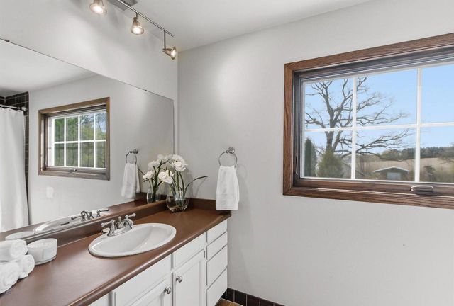5655 Concord Drive, Fitchburg, WI 53575
