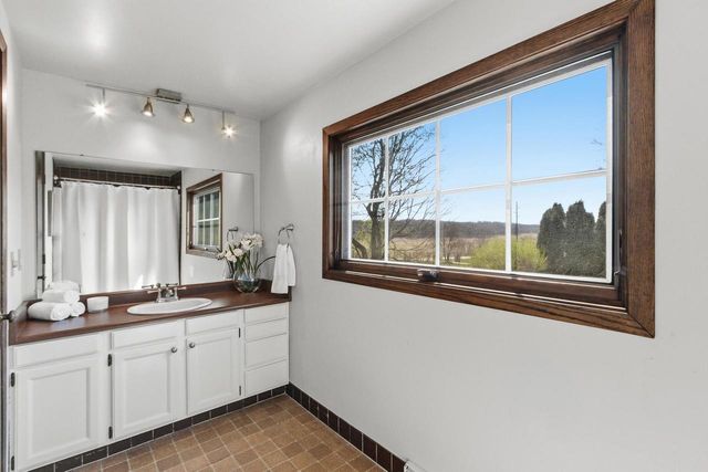 5655 Concord Drive, Fitchburg, WI 53575