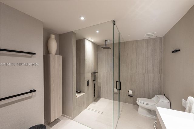 251 Crandon Blvd 306, Key Biscayne, FL 33149