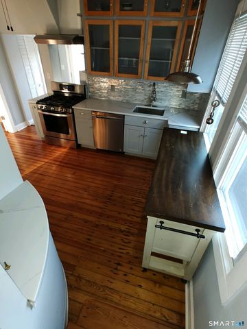 231 Second Avenue, Milford, CT 06460