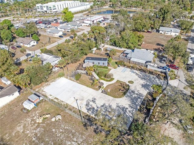 1280 & 1290 Williams ST, Fort Myers, FL 33916