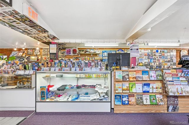 8710 E Colfax Avenue, Denver, CO 80220