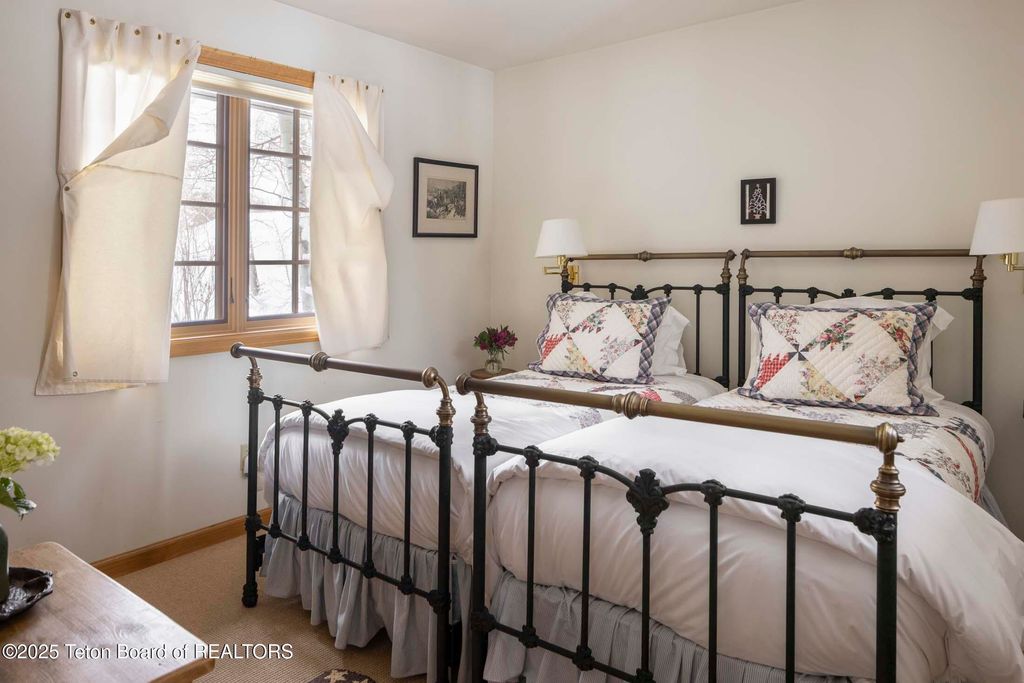 55 S ELY SPRINGS Road, Jackson, WY 83001 photo 54