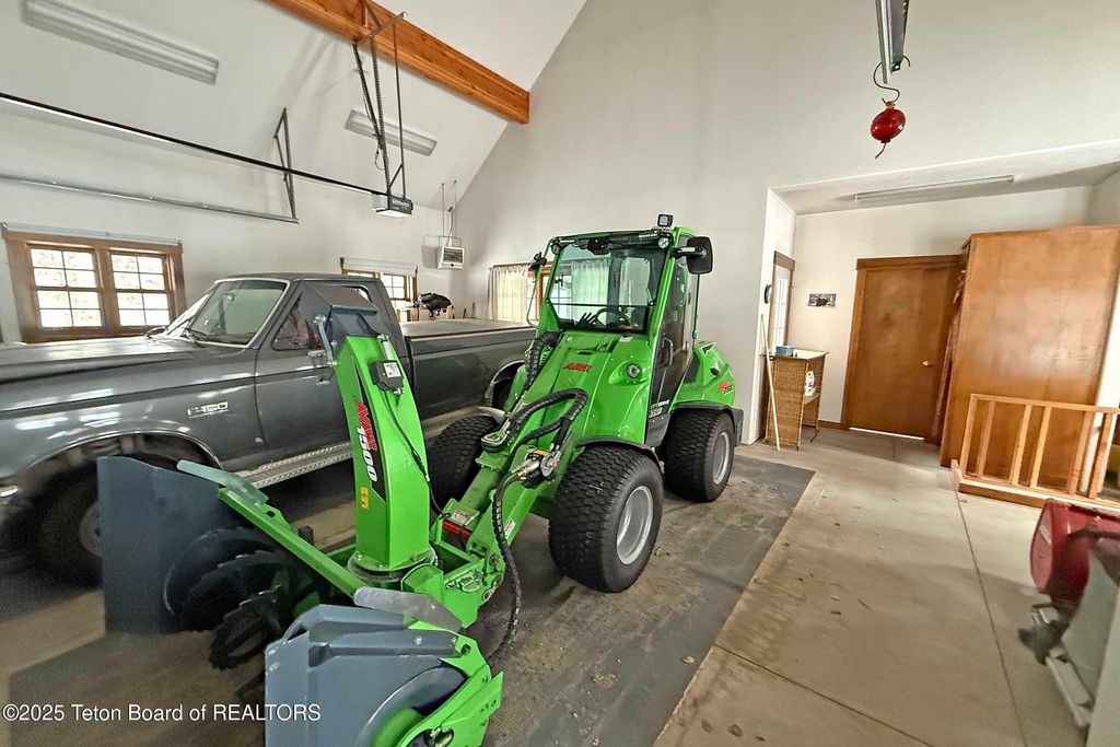 55 S ELY SPRINGS Road, Jackson, WY 83001 photo 56