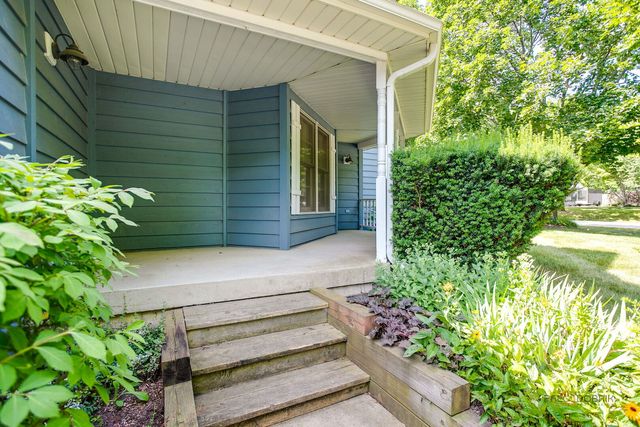 2615 4th Street, Winthrop Harbor, IL 60096